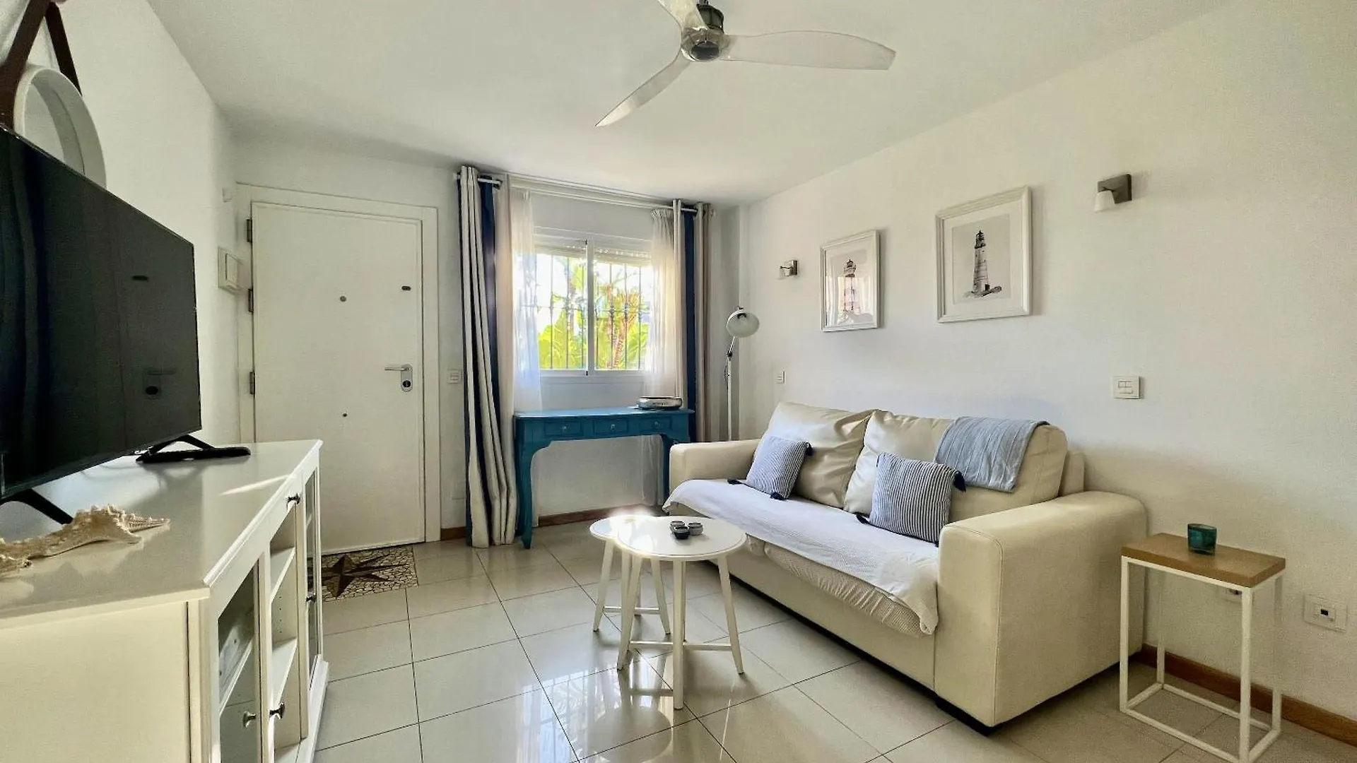 Marbella Beachside Retreat: 2-Bedroom Apartment with Pool and Wi-Fi Spain