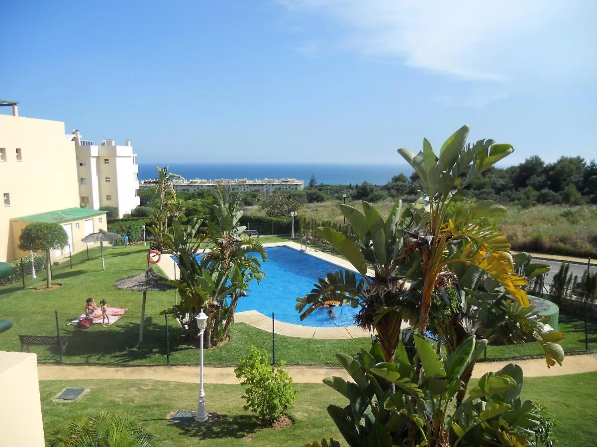 Marbella Beachside Retreat: 2-Bedroom Apartment with Pool and Wi-Fi